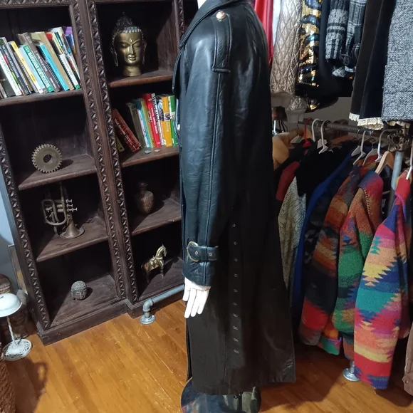Black leather trench coat - Picture 4 of 7